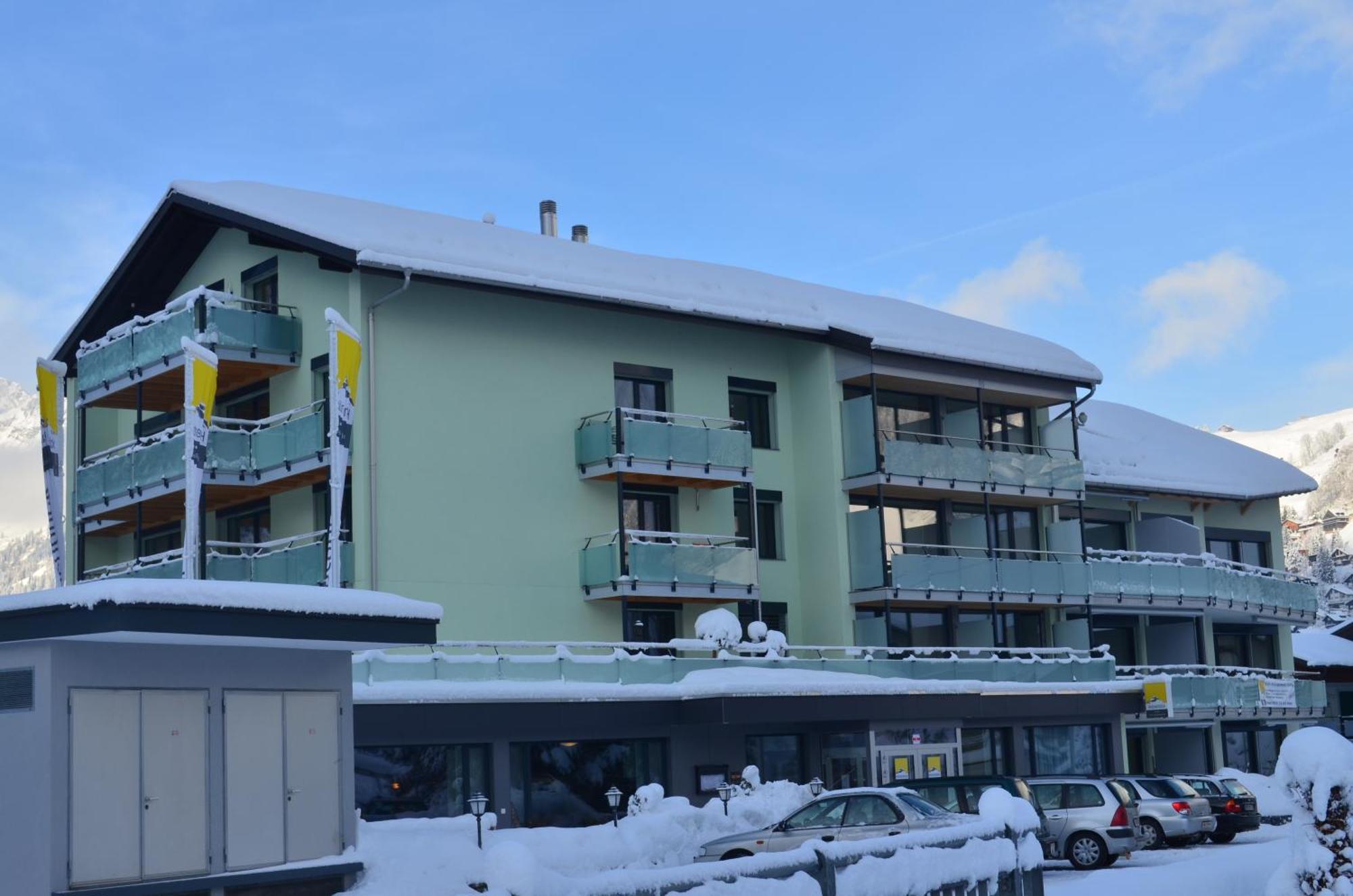Hotel Hahnenblick Енгелберг Екстериор снимка