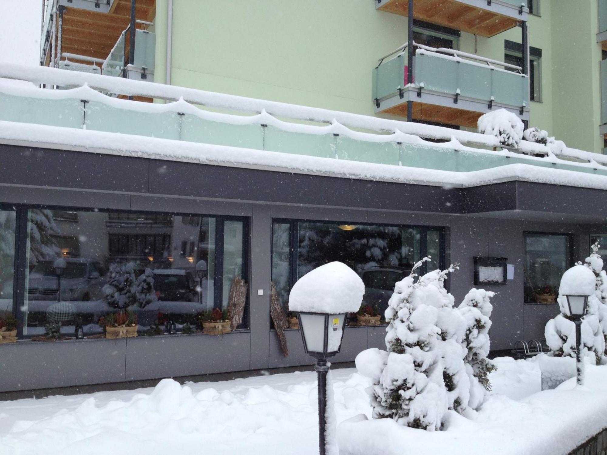Hotel Hahnenblick Енгелберг Екстериор снимка