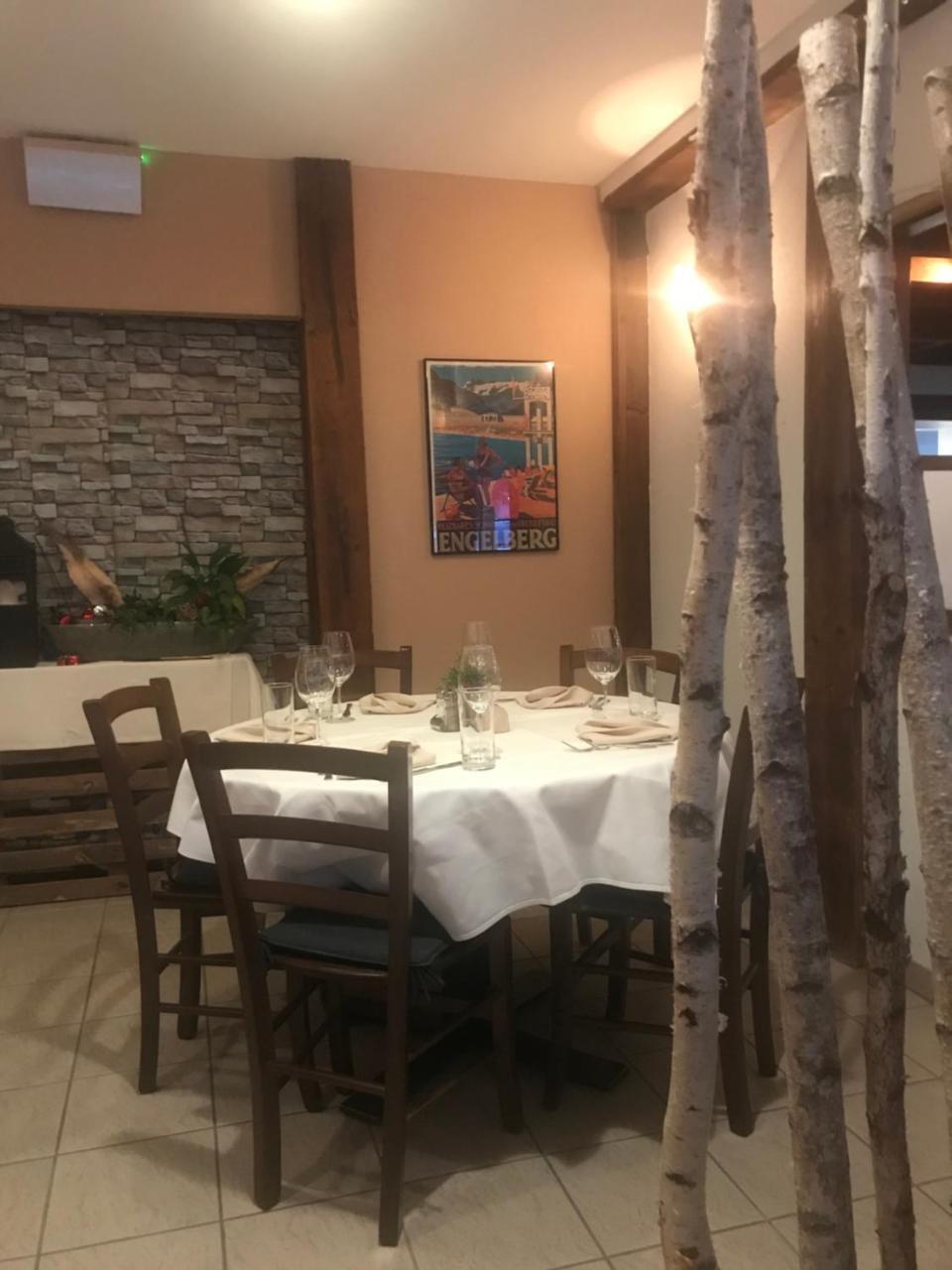 Hotel Hahnenblick Енгелберг Екстериор снимка